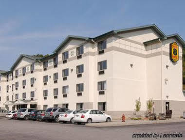 Super 8 By Wyndham Manchester Airport Exterior foto